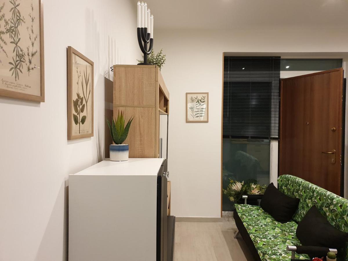 Officinale Rome Apartment, Pineta Sacchetti المظهر الخارجي الصورة